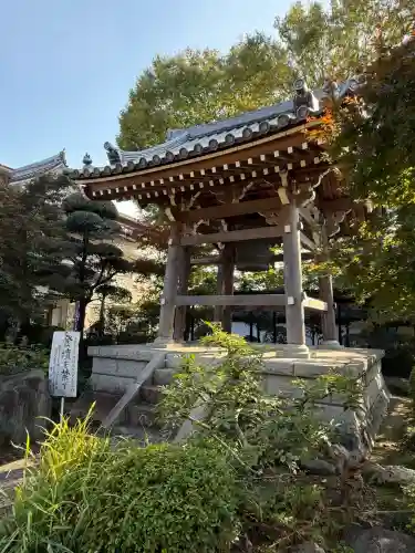 松月院の{uncategorized: "未分類", other: "その他", undefined: "問題あり", building: "その他建物", grave: "お墓", sacred_gate: "鳥居", guardian: "狛犬", statue: "像", buddha: "仏像", history: "歴史", nature: "自然", garden: "庭園", animal: "動物", pagoda: "塔", temizu: "手水舎", mountain_gate: "山門・神門", sanctuary: "本殿・本堂", subordinate: "末社・摂社", art: "芸術", scenery: "景色", jizo: "地蔵", ema: "絵馬", goshuin: "御朱印", omikuji: "おみくじ", items: "授与品その他", amulet: "お守り", goshuincho: "御朱印帳", eats: "食事", festival: "お祭り", votive_dance: "神楽", shichigosan: "七五三参", wedding: "結婚式", experience: "体験その他", initially: "初詣", around: "周辺", anti_infection: "感染症対策"}