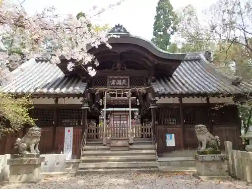 池坐朝霧黄幡比賣神社の本殿