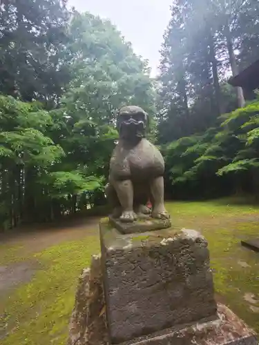 小藤神社の狛犬