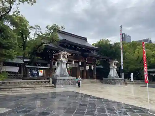 湊川神社の山門