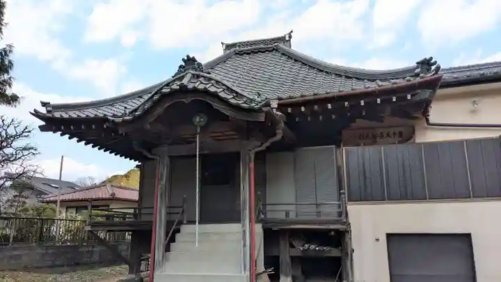 不動尊・子育地蔵尊の本殿・本堂