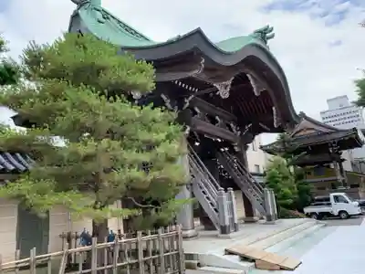 本願寺金沢別院の本殿・本堂
