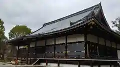 仁和寺の本殿