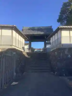陶昌院の山門・神門