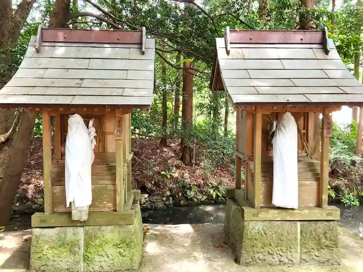佐地神社の末社・摂社