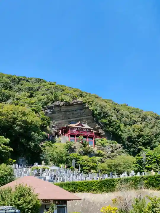 大福寺の{uncategorized: "未分類", other: "その他", undefined: "問題あり", building: "その他建物", grave: "お墓", sacred_gate: "鳥居", guardian: "狛犬", statue: "像", buddha: "仏像", history: "歴史", nature: "自然", garden: "庭園", animal: "動物", pagoda: "塔", temizu: "手水舎", mountain_gate: "山門・神門", sanctuary: "本殿・本堂", subordinate: "末社・摂社", art: "芸術", scenery: "景色", jizo: "地蔵", ema: "絵馬", goshuin: "御朱印", omikuji: "おみくじ", items: "授与品その他", amulet: "お守り", goshuincho: "御朱印帳", eats: "食事", festival: "お祭り", votive_dance: "神楽", shichigosan: "七五三参", wedding: "結婚式", experience: "体験その他", initially: "初詣", around: "周辺", anti_infection: "感染症対策"}