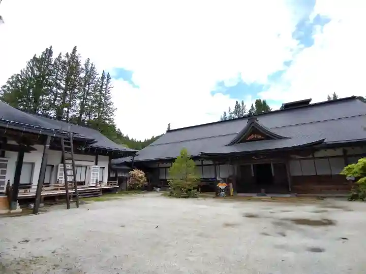 親王院の{uncategorized: "未分類", other: "その他", undefined: "問題あり", building: "その他建物", grave: "お墓", sacred_gate: "鳥居", guardian: "狛犬", statue: "像", buddha: "仏像", history: "歴史", nature: "自然", garden: "庭園", animal: "動物", pagoda: "塔", temizu: "手水舎", mountain_gate: "山門・神門", sanctuary: "本殿・本堂", subordinate: "末社・摂社", art: "芸術", scenery: "景色", jizo: "地蔵", ema: "絵馬", goshuin: "御朱印", omikuji: "おみくじ", items: "授与品その他", amulet: "お守り", goshuincho: "御朱印帳", eats: "食事", festival: "お祭り", votive_dance: "神楽", shichigosan: "七五三参", wedding: "結婚式", experience: "体験その他", initially: "初詣", around: "周辺", anti_infection: "感染症対策"}
