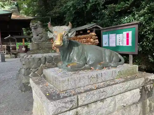 谷保天満宮の像