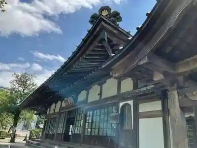 上関山 極楽寺の本殿