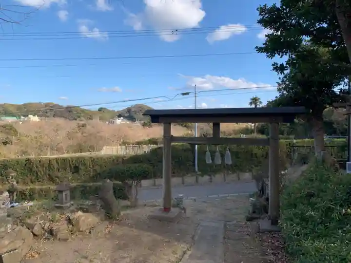 若宮八幡宮の鳥居