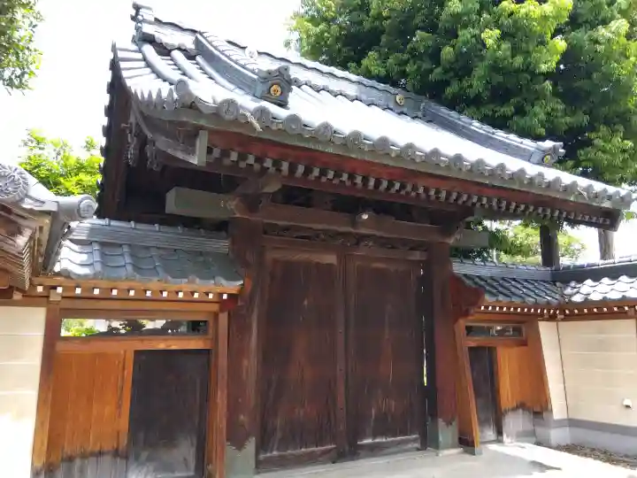超勝寺(西超勝寺)の{uncategorized: "未分類", other: "その他", undefined: "問題あり", building: "その他建物", grave: "お墓", sacred_gate: "鳥居", guardian: "狛犬", statue: "像", buddha: "仏像", history: "歴史", nature: "自然", garden: "庭園", animal: "動物", pagoda: "塔", temizu: "手水舎", mountain_gate: "山門・神門", sanctuary: "本殿・本堂", subordinate: "末社・摂社", art: "芸術", scenery: "景色", jizo: "地蔵", ema: "絵馬", goshuin: "御朱印", omikuji: "おみくじ", items: "授与品その他", amulet: "お守り", goshuincho: "御朱印帳", eats: "食事", festival: "お祭り", votive_dance: "神楽", shichigosan: "七五三参", wedding: "結婚式", experience: "体験その他", initially: "初詣", around: "周辺", anti_infection: "感染症対策"}