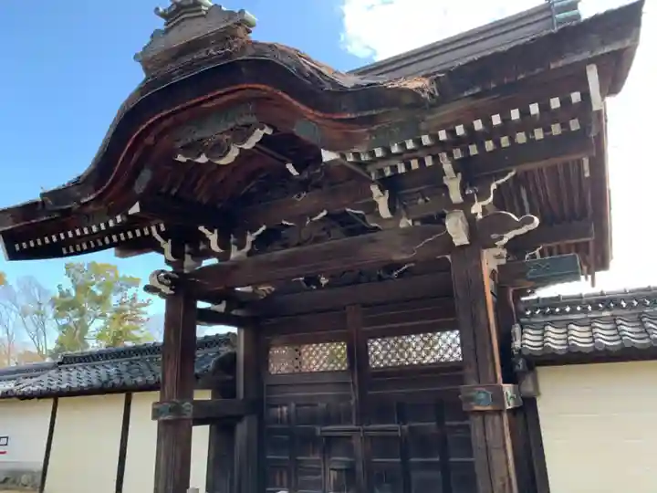 滋賀院門跡の山門・神門
