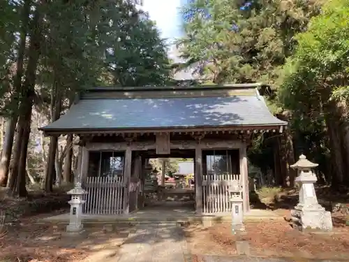 都々古別神社(馬場)の山門