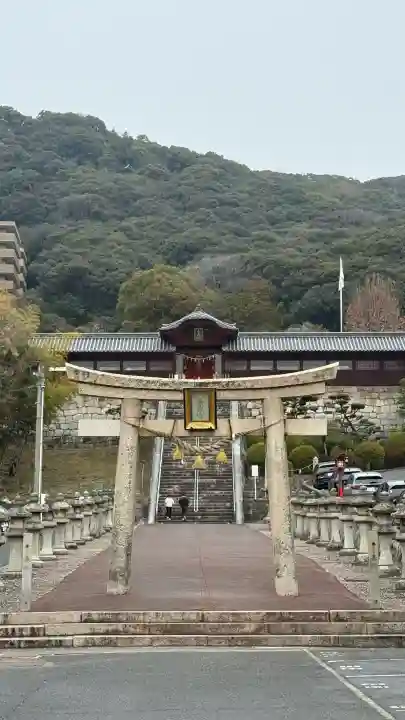 東照宮の{uncategorized: "未分類", other: "その他", undefined: "問題あり", building: "その他建物", grave: "お墓", sacred_gate: "鳥居", guardian: "狛犬", statue: "像", buddha: "仏像", history: "歴史", nature: "自然", garden: "庭園", animal: "動物", pagoda: "塔", temizu: "手水舎", mountain_gate: "山門・神門", sanctuary: "本殿・本堂", subordinate: "末社・摂社", art: "芸術", scenery: "景色", jizo: "地蔵", ema: "絵馬", goshuin: "御朱印", omikuji: "おみくじ", items: "授与品その他", amulet: "お守り", goshuincho: "御朱印帳", eats: "食事", festival: "お祭り", votive_dance: "神楽", shichigosan: "七五三参", wedding: "結婚式", experience: "体験その他", initially: "初詣", around: "周辺", anti_infection: "感染症対策"}