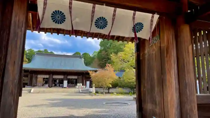 吉野神宮の山門・神門