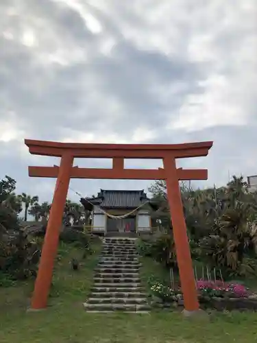 門倉岬御崎神社の鳥居