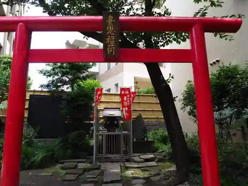 妻戀神社の末社・摂社