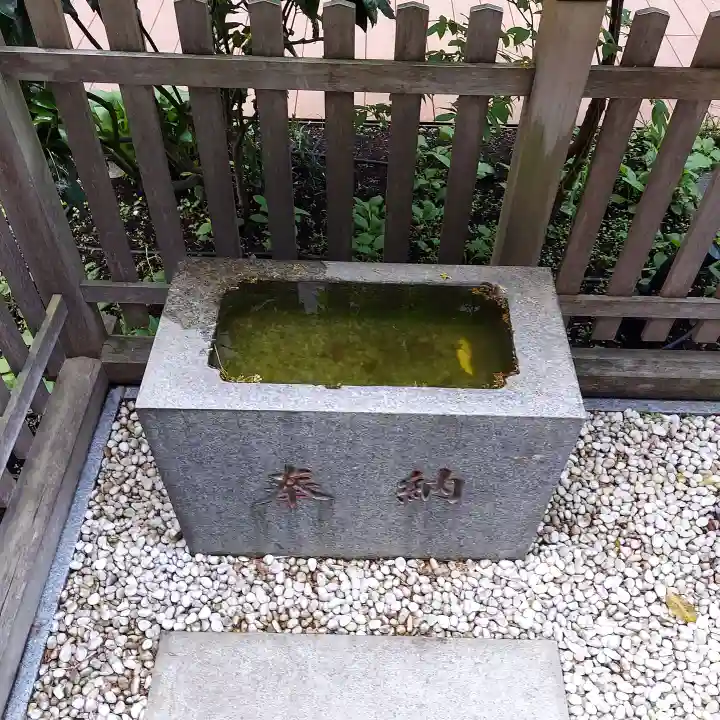 大手町神社の手水舎