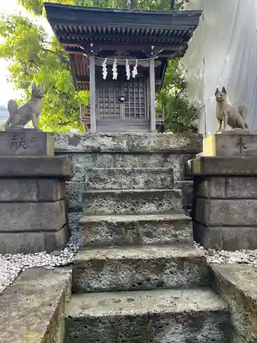 銀太郎稲荷神社の{uncategorized: "未分類", other: "その他", undefined: "問題あり", building: "その他建物", grave: "お墓", sacred_gate: "鳥居", guardian: "狛犬", statue: "像", buddha: "仏像", history: "歴史", nature: "自然", garden: "庭園", animal: "動物", pagoda: "塔", temizu: "手水舎", mountain_gate: "山門・神門", sanctuary: "本殿・本堂", subordinate: "末社・摂社", art: "芸術", scenery: "景色", jizo: "地蔵", ema: "絵馬", goshuin: "御朱印", omikuji: "おみくじ", items: "授与品その他", amulet: "お守り", goshuincho: "御朱印帳", eats: "食事", festival: "お祭り", votive_dance: "神楽", shichigosan: "七五三参", wedding: "結婚式", experience: "体験その他", initially: "初詣", around: "周辺", anti_infection: "感染症対策"}