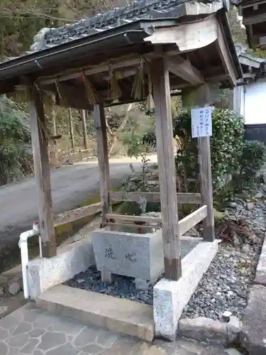 南照寺の手水舎