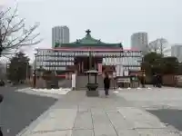 寛永寺不忍池弁天堂の{uncategorized: "未分類", other: "その他", undefined: "問題あり", building: "その他建物", grave: "お墓", sacred_gate: "鳥居", guardian: "狛犬", statue: "像", buddha: "仏像", history: "歴史", nature: "自然", garden: "庭園", animal: "動物", pagoda: "塔", temizu: "手水舎", mountain_gate: "山門・神門", sanctuary: "本殿・本堂", subordinate: "末社・摂社", art: "芸術", scenery: "景色", jizo: "地蔵", ema: "絵馬", goshuin: "御朱印", omikuji: "おみくじ", items: "授与品その他", amulet: "お守り", goshuincho: "御朱印帳", eats: "食事", festival: "お祭り", votive_dance: "神楽", shichigosan: "七五三参", wedding: "結婚式", experience: "体験その他", initially: "初詣", around: "周辺", anti_infection: "感染症対策"}