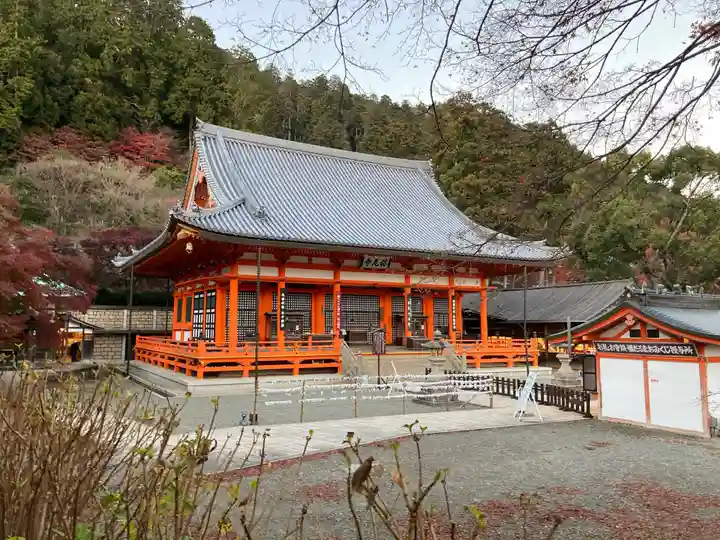 勝尾寺の本殿・本堂