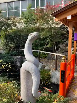 蛇窪神社の狛犬