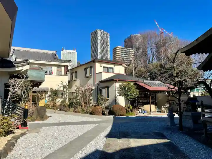 玄静院の{uncategorized: "未分類", other: "その他", undefined: "問題あり", building: "その他建物", grave: "お墓", sacred_gate: "鳥居", guardian: "狛犬", statue: "像", buddha: "仏像", history: "歴史", nature: "自然", garden: "庭園", animal: "動物", pagoda: "塔", temizu: "手水舎", mountain_gate: "山門・神門", sanctuary: "本殿・本堂", subordinate: "末社・摂社", art: "芸術", scenery: "景色", jizo: "地蔵", ema: "絵馬", goshuin: "御朱印", omikuji: "おみくじ", items: "授与品その他", amulet: "お守り", goshuincho: "御朱印帳", eats: "食事", festival: "お祭り", votive_dance: "神楽", shichigosan: "七五三参", wedding: "結婚式", experience: "体験その他", initially: "初詣", around: "周辺", anti_infection: "感染症対策"}