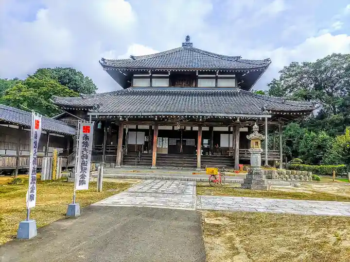 蓮華寺の本殿・本堂
