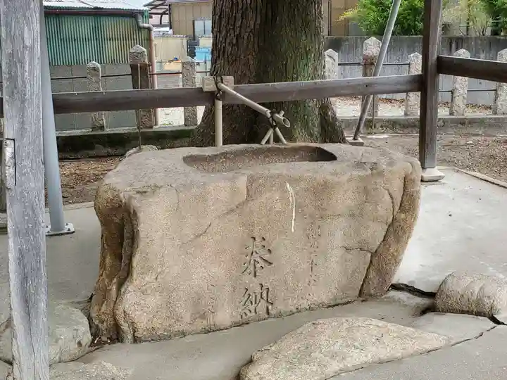 加茂神社の手水舎
