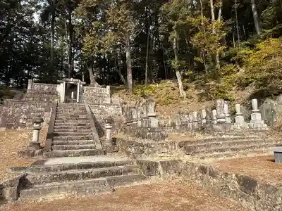高月院の{uncategorized: "未分類", other: "その他", undefined: "問題あり", building: "その他建物", grave: "お墓", sacred_gate: "鳥居", guardian: "狛犬", statue: "像", buddha: "仏像", history: "歴史", nature: "自然", garden: "庭園", animal: "動物", pagoda: "塔", temizu: "手水舎", mountain_gate: "山門・神門", sanctuary: "本殿・本堂", subordinate: "末社・摂社", art: "芸術", scenery: "景色", jizo: "地蔵", ema: "絵馬", goshuin: "御朱印", omikuji: "おみくじ", items: "授与品その他", amulet: "お守り", goshuincho: "御朱印帳", eats: "食事", festival: "お祭り", votive_dance: "神楽", shichigosan: "七五三参", wedding: "結婚式", experience: "体験その他", initially: "初詣", around: "周辺", anti_infection: "感染症対策"}