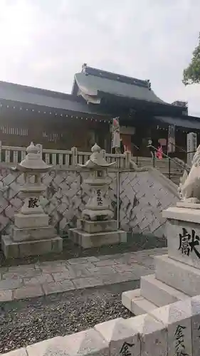 岡田神社の山門