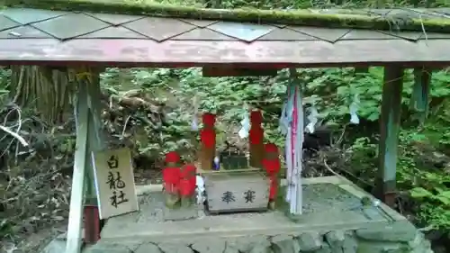 早池峯神社の末社・摂社