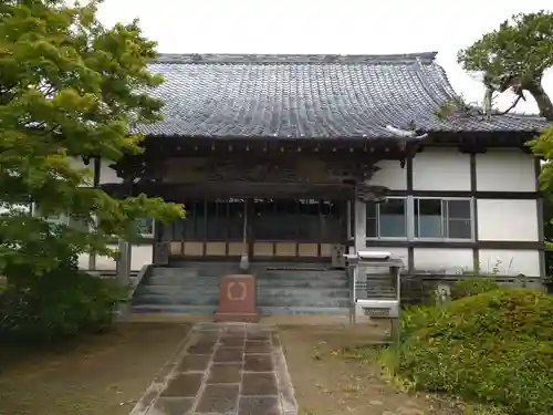 久原寺の本殿・本堂