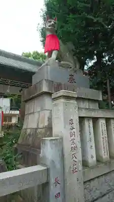 京濱伏見稲荷神社の狛犬