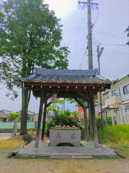 山神社の手水舎