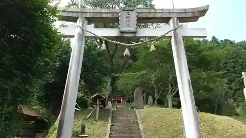 三輪神社の鳥居