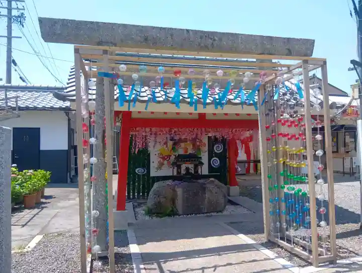 別小江神社の{uncategorized: "未分類", other: "その他", undefined: "問題あり", building: "その他建物", grave: "お墓", sacred_gate: "鳥居", guardian: "狛犬", statue: "像", buddha: "仏像", history: "歴史", nature: "自然", garden: "庭園", animal: "動物", pagoda: "塔", temizu: "手水舎", mountain_gate: "山門・神門", sanctuary: "本殿・本堂", subordinate: "末社・摂社", art: "芸術", scenery: "景色", jizo: "地蔵", ema: "絵馬", goshuin: "御朱印", omikuji: "おみくじ", items: "授与品その他", amulet: "お守り", goshuincho: "御朱印帳", eats: "食事", festival: "お祭り", votive_dance: "神楽", shichigosan: "七五三参", wedding: "結婚式", experience: "体験その他", initially: "初詣", around: "周辺", anti_infection: "感染症対策"}