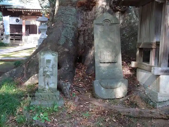沓掛香取神社の仏像