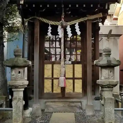石井神社の本殿・本堂
