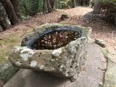 志太張神社の手水舎