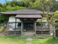 本泉寺の本殿・本堂