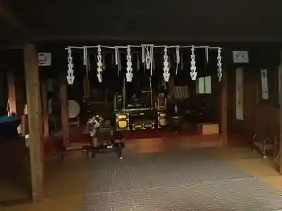 大岩弘法院の本殿・本堂