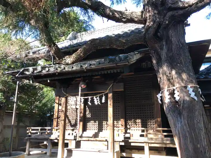 雪塚稲荷神社の本殿・本堂