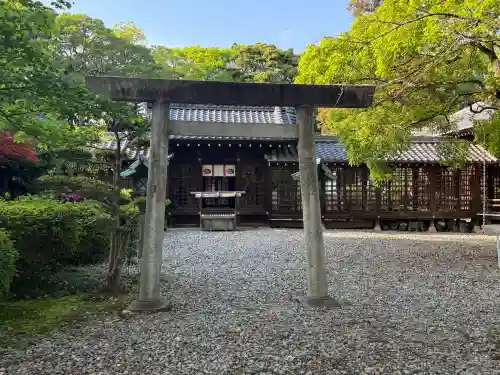 武雄神社の{uncategorized: "未分類", other: "その他", undefined: "問題あり", building: "その他建物", grave: "お墓", sacred_gate: "鳥居", guardian: "狛犬", statue: "像", buddha: "仏像", history: "歴史", nature: "自然", garden: "庭園", animal: "動物", pagoda: "塔", temizu: "手水舎", mountain_gate: "山門・神門", sanctuary: "本殿・本堂", subordinate: "末社・摂社", art: "芸術", scenery: "景色", jizo: "地蔵", ema: "絵馬", goshuin: "御朱印", omikuji: "おみくじ", items: "授与品その他", amulet: "お守り", goshuincho: "御朱印帳", eats: "食事", festival: "お祭り", votive_dance: "神楽", shichigosan: "七五三参", wedding: "結婚式", experience: "体験その他", initially: "初詣", around: "周辺", anti_infection: "感染症対策"}