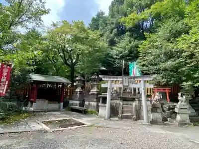 花山稲荷神社のその他建物