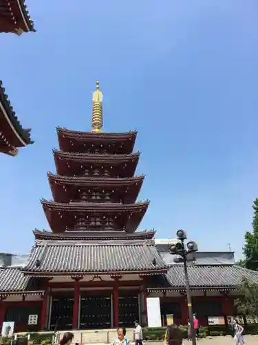 浅草寺の塔