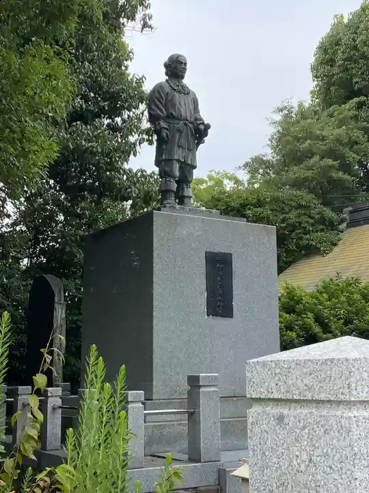 和泉國一之宮 大鳥大社の像