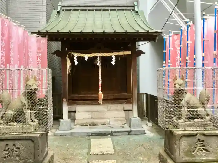 妙法衛護稲荷神社の本殿・本堂
