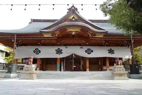 岸城神社の本殿